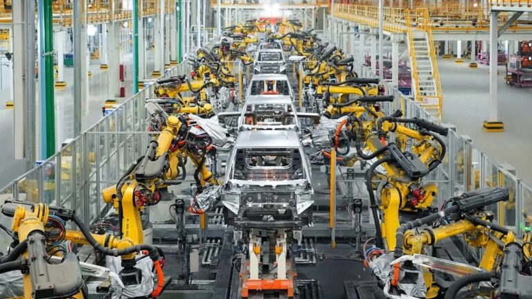 Новини бізнесу - BYD будує мега-фабрику розміром з місто