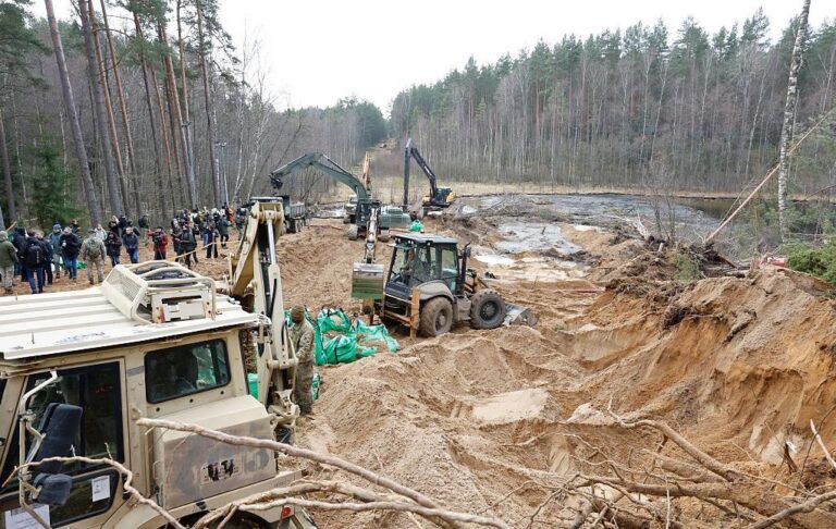 Новини світу - США підтвердили загибель трьох військових у Литві