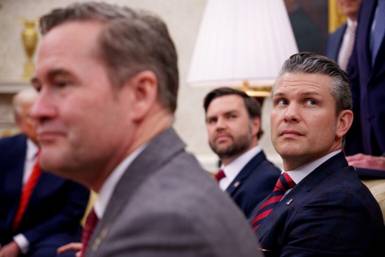 Новини світу - The Atlantic опублікувало деталі секретного чату адміністрації Трампа