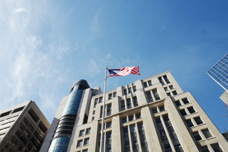 Без категорії - США зірвали заяву G7 з засудженням Росії за удар по Сумах - ЗМІ