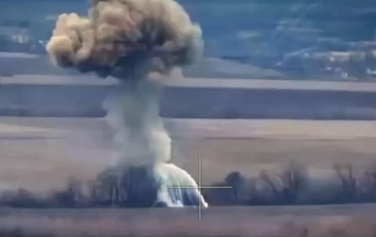 Новини України - У ЗСУ показали, як підірвали склад БК окупантів на Харківщині