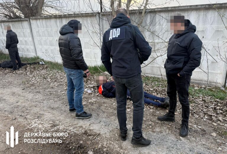 Новини України - Затримало військового, який пішов у СЗЧ та займався збутом психотропів