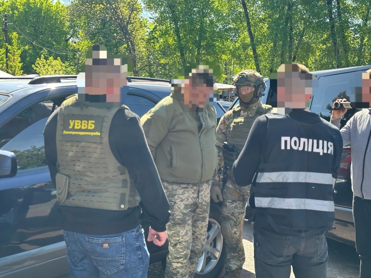 Новини України - На Чернігівщині посадовець ТЦК "прикривав" ухилянта