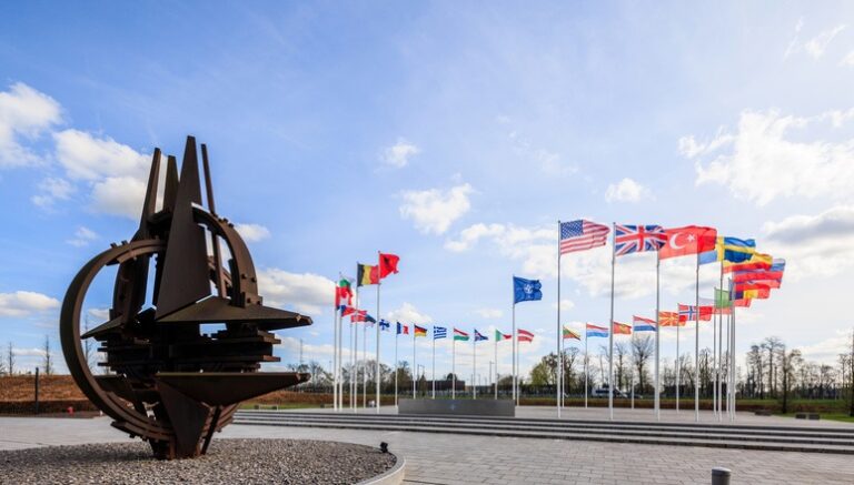 Новини світу - Рютте звинуватив Китай у кіберагресії проти Чехії