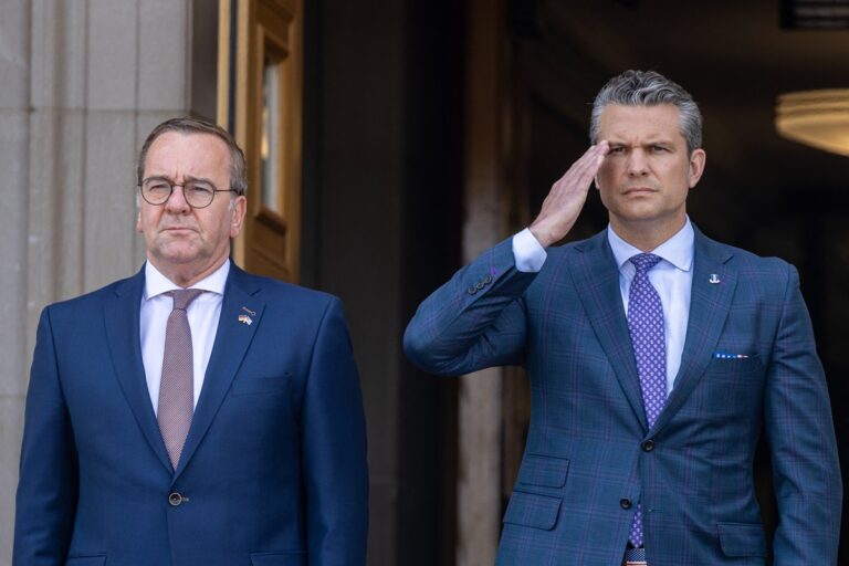 Новини світу - "Швидко і без шуму": Пісторіус домовляється зі США про Patriot для України