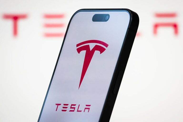 Новини бізнесу - Tesla замовила ШІ-чипи у Samsung на $16,5 млрд