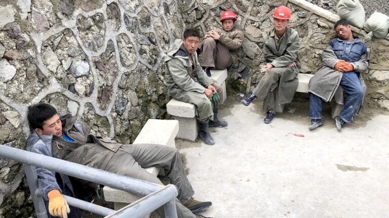 Новини світу - Північнокорейці скаржаться на рабські умови праці в Росії