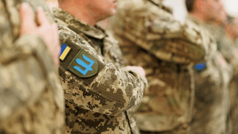 Новини України - Уряд посилив захист викривачів корупції у війську
