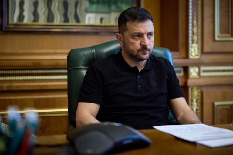 Новини України - Зеленський провів розмову з президентом Румунії