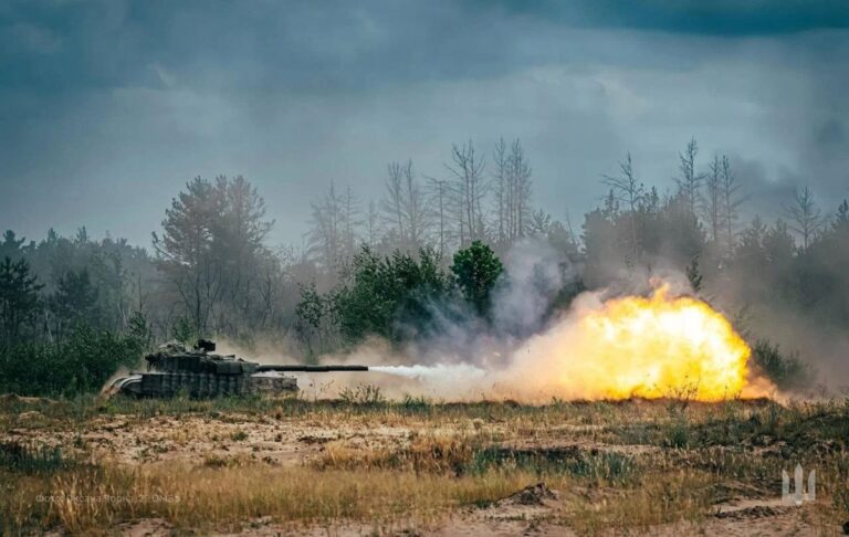 Новини України - Генштаб заявив про активні бої на 13 напрямках