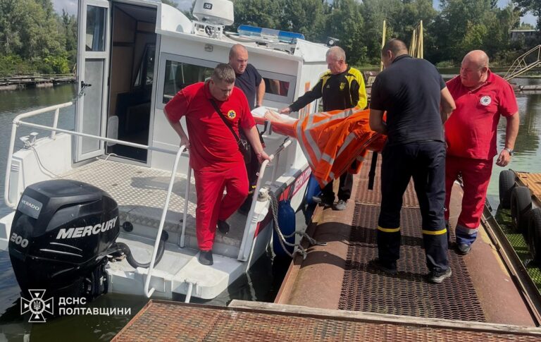 Новини України - Тимчасову переправу через Дніпро організовано в Кременчуці