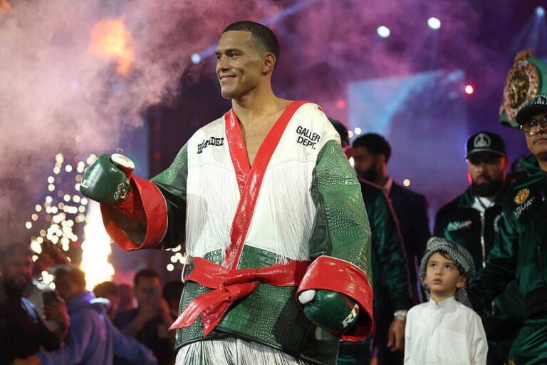 Новини спорту - Девід Бенавідес претендує на визнання в кількох вагових категоріях