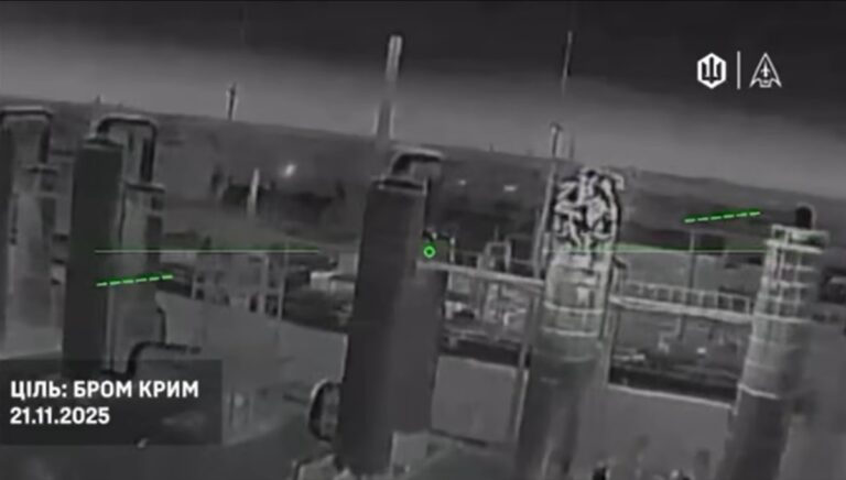 Новини України - Мадяр показав ураження хімзаводу в Криму