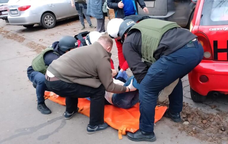 Новини України - Росіяни вбили двох цивільних у Нікополі