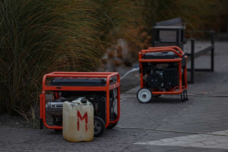 Новини України - Світла буде ще менше: важкий стан енергосистеми