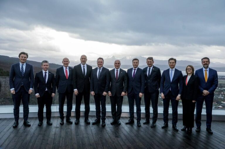 Новини України - Україна приєдналася до оборонного альянсу JEF