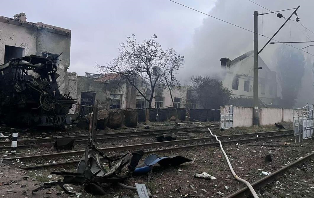 Новини України - Укрзалізниця скасувала деякі поїзди через бойові дії