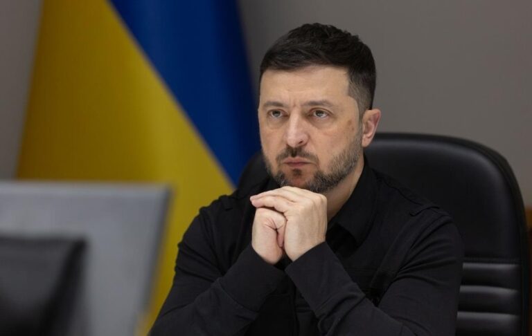 Новини України - Зеленський зустрінеться з фракцією Слуга народу