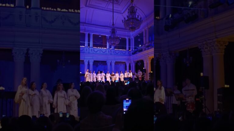 "Щедрик" у виконанні хору "Гомін" #art #music #ukraine
