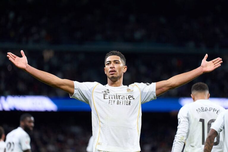 Новини спорту - Манчестер Юнайтед зацікавлений у трансфері лідера Реала