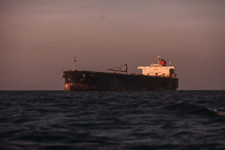 Новини світу - Погрози Трампа: Венесуела вивела в море військові кораблі