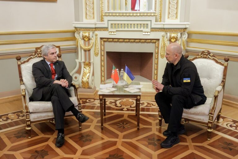 Новини України - Португалія виділить 50 млн євро на купівлю зброї США для України