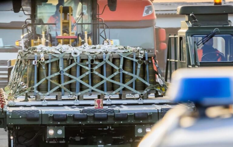 Новини України - Україна просить до кінця року €1 млрд на американську зброю - ЗМІ