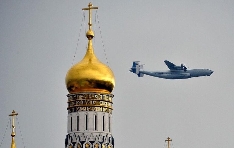 Новини світу - В Росії заявили про загибель екіпажу Ан-22