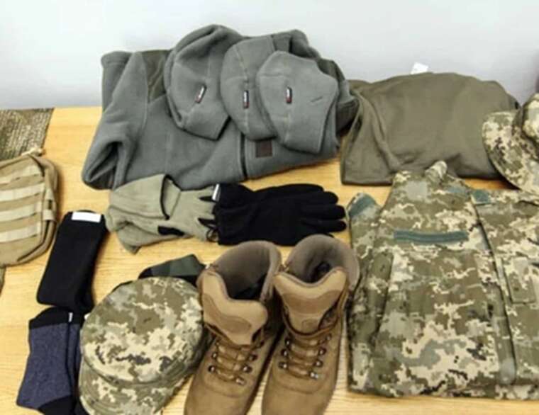 Фото для новини:12 мільйонів за прострочені куртки суд стягнув штраф з екскомпанії Гринкевичів на користь Міноборони