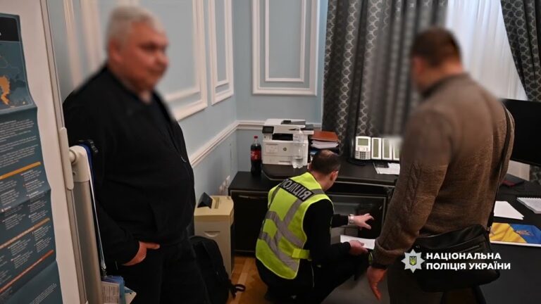 Фото для новини:Посадовцю КМДА повідомлено про підозру