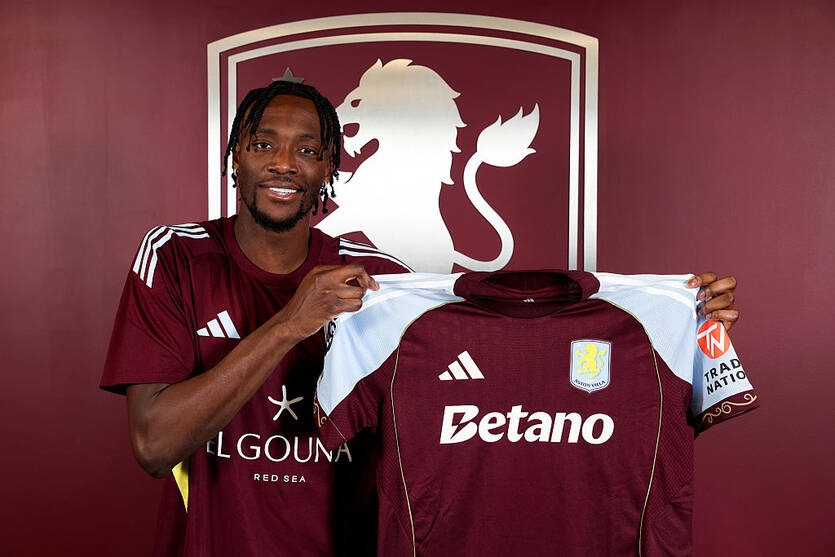 Фото для новини:Астон Вілла повернула до складу нападника збірної Англії