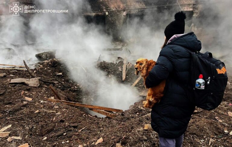 Фото для новини:Атака на Кривий Ріг: є поранені і руйнування