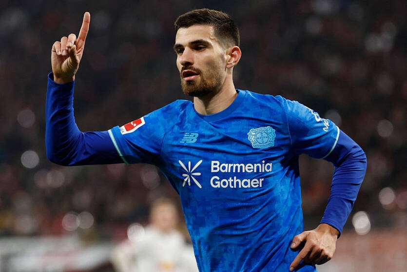 Фото для новини:Баєр отримав пропозиції щодо трансферу Мартина Тер'є