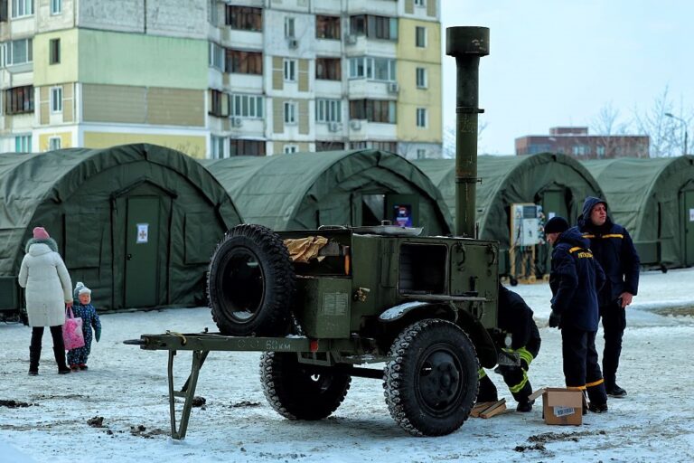 Фото для новини:Без тепла у Києві лишаються 253 багатоповерхівки