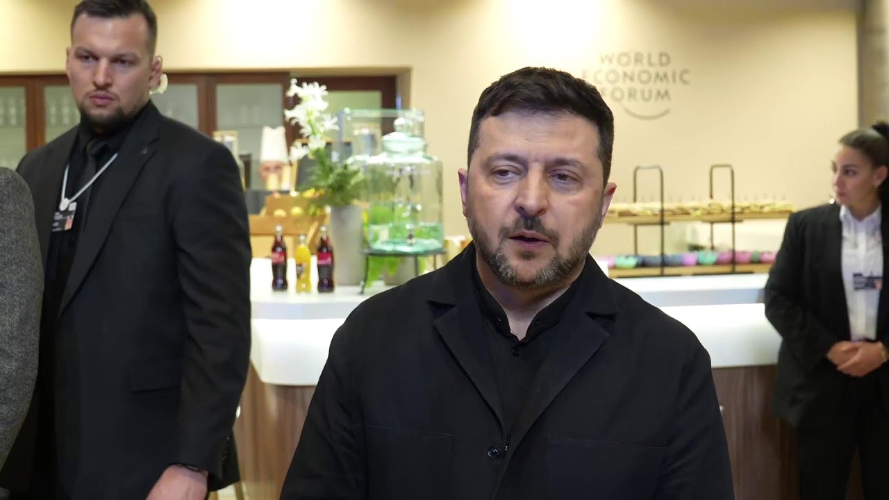 Фото для новини:Спілкування Володимира Зеленського з медіа у Давосі