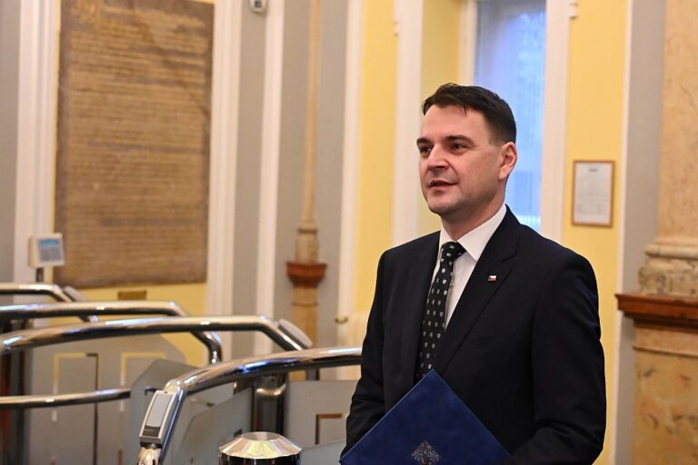 Новини світу - Чехія та Україна домовилися про продовження "снарядної ініціативи"