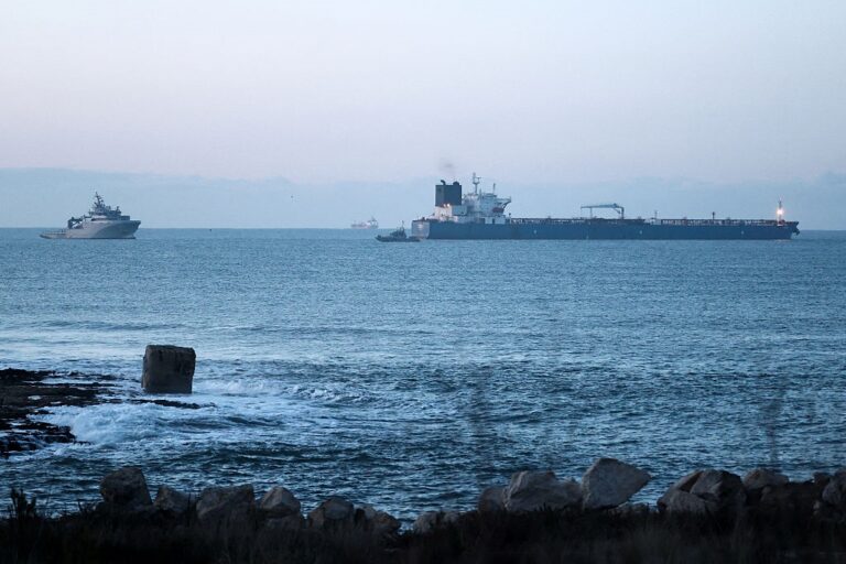 Фото для новини:Другий тіньовий танкер РФ втратив керування у Середземному морі