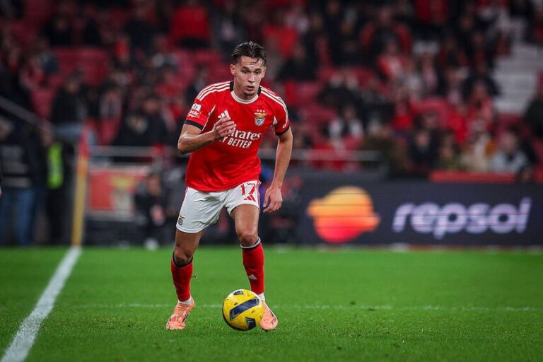 Новини спорту - Двофланговий захисник Бенфіки навряд чи затримається в Португалії