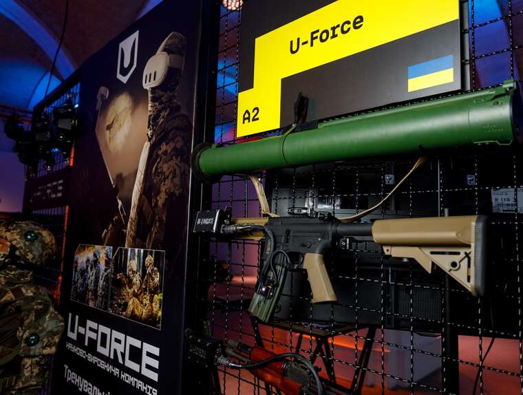 Фото для новини:Ексміністри в обладунках UForce як Гончарук і Малюська розбудовують глобальну збройову імперію з токсичним шлейфом