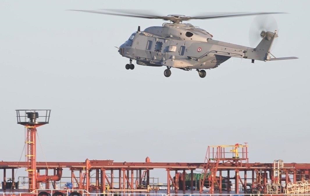 Фото для новини:Франція затримала танкер "тіньового флоту" Росії