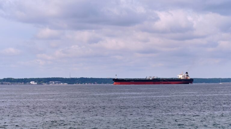 Фото для новини:ГУР оновило дані суден тіньового флоту РФ, Ірану та Венесуели