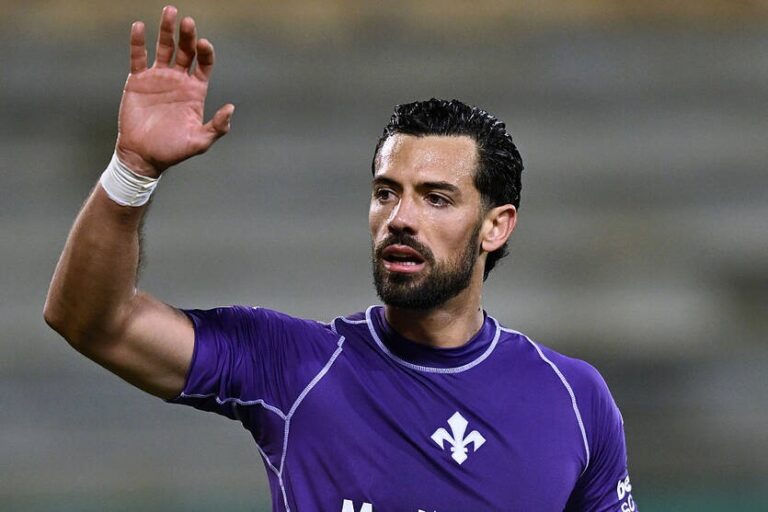 Новини спорту - Іспанський захисник із Фіорентіни став гравцем Аль-Гіляля