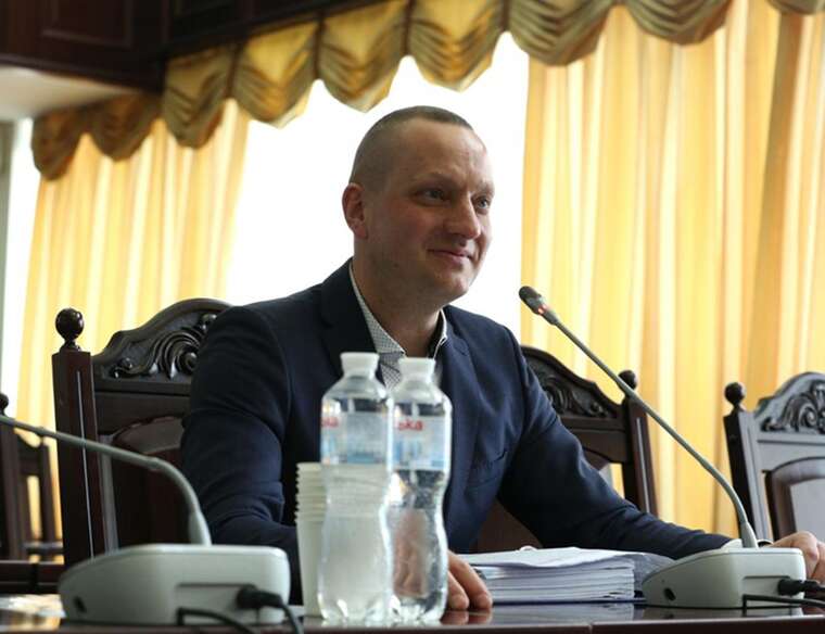 Фото для новини:Кар'єрний стрибок під вантажем статків суддю Чуприну визнали недоброчесним через майно дружини