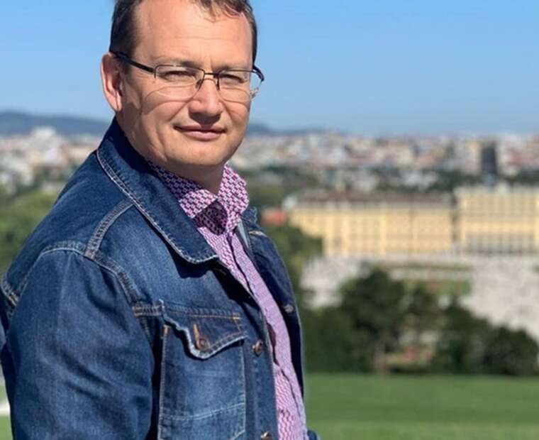 Фото для новини:Криптосхеми члена НКРЕКП як Олександр Формагей через брата легалізує мільйони євро в Польщі та Канаді