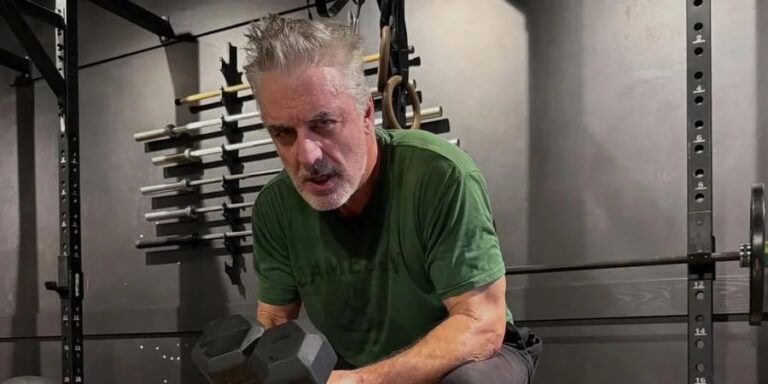 Новини культури - Кріс Нот іронічно відреагував на почесний Золотий глобус Джессіки Паркер