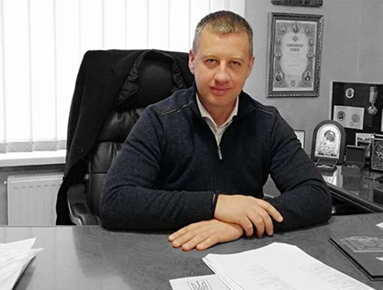 Фото для новини:Кругообіг нерухомості в родині як секретар міськради Рівного Віктор Шакирзян приховує активи за скромними цінами та подарунками від батька