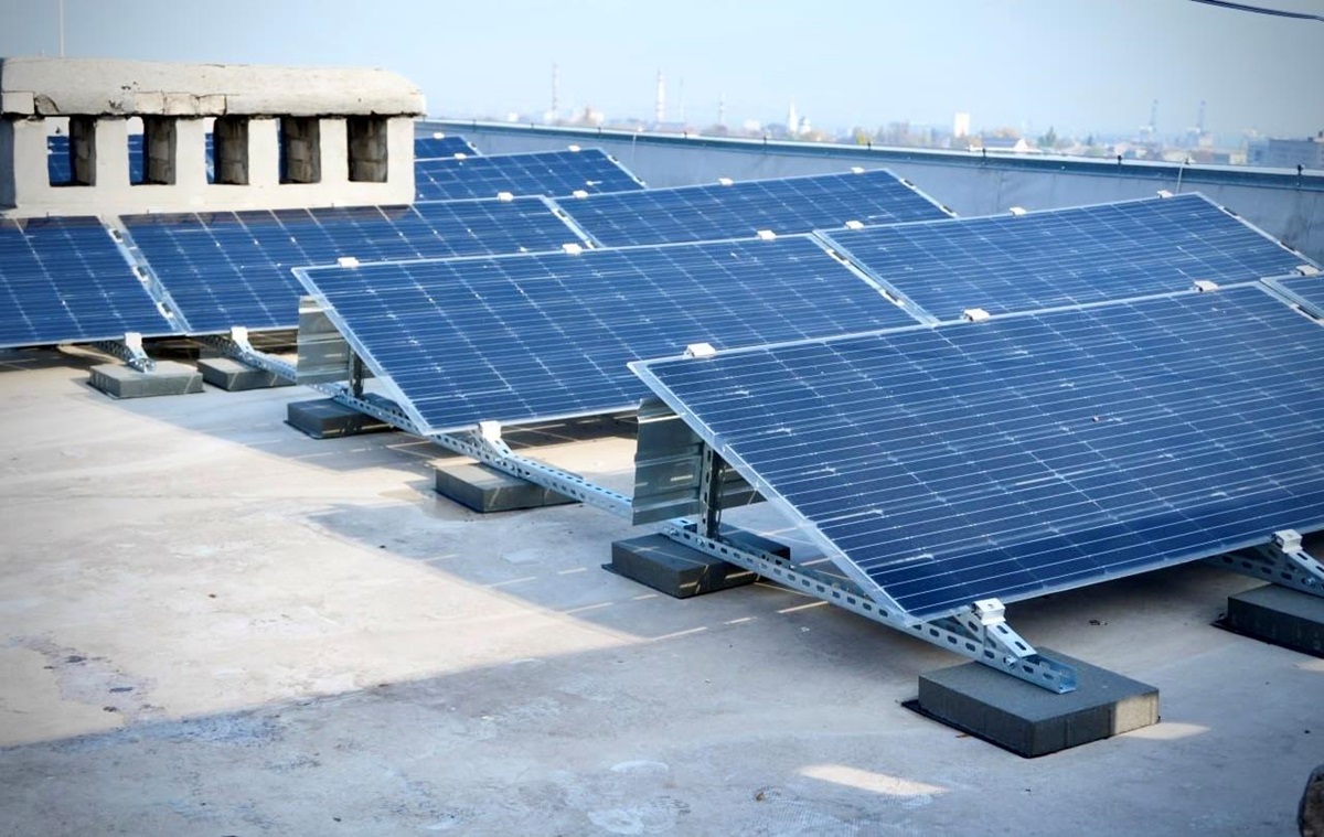 Фото для новини:Кулеба розповів подробиці програми СвітлоДім