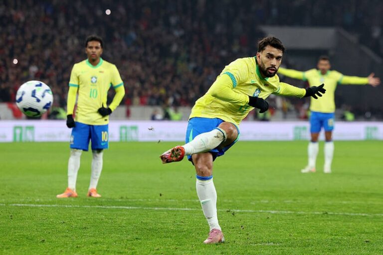 Фото для новини:Лукас Пакета готується грати за Фламенгу