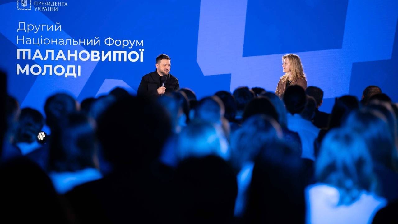 Фото для новини:Володимир Зеленський зустрівся з учасниками Другого національного форуму талановитої молоді