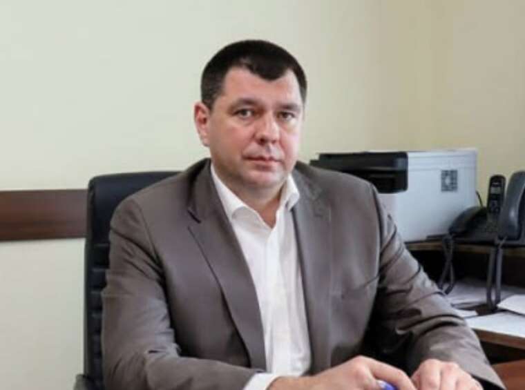 Фото для новини:Мільйони за вислугу як Владислав Грюк та Ольга Петрова з Харківської облпрокуратури викачують кошти з Пенсійного фонду